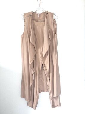 BCBGeneration Sand Beige Vest Pants Set Suit 2 Piece Outfit M